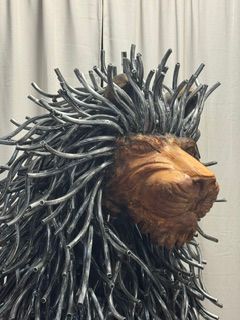 Löwe groß Löwe groß